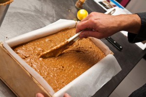 Elaboracion-de-turron-de-Cacau-del-collaret1